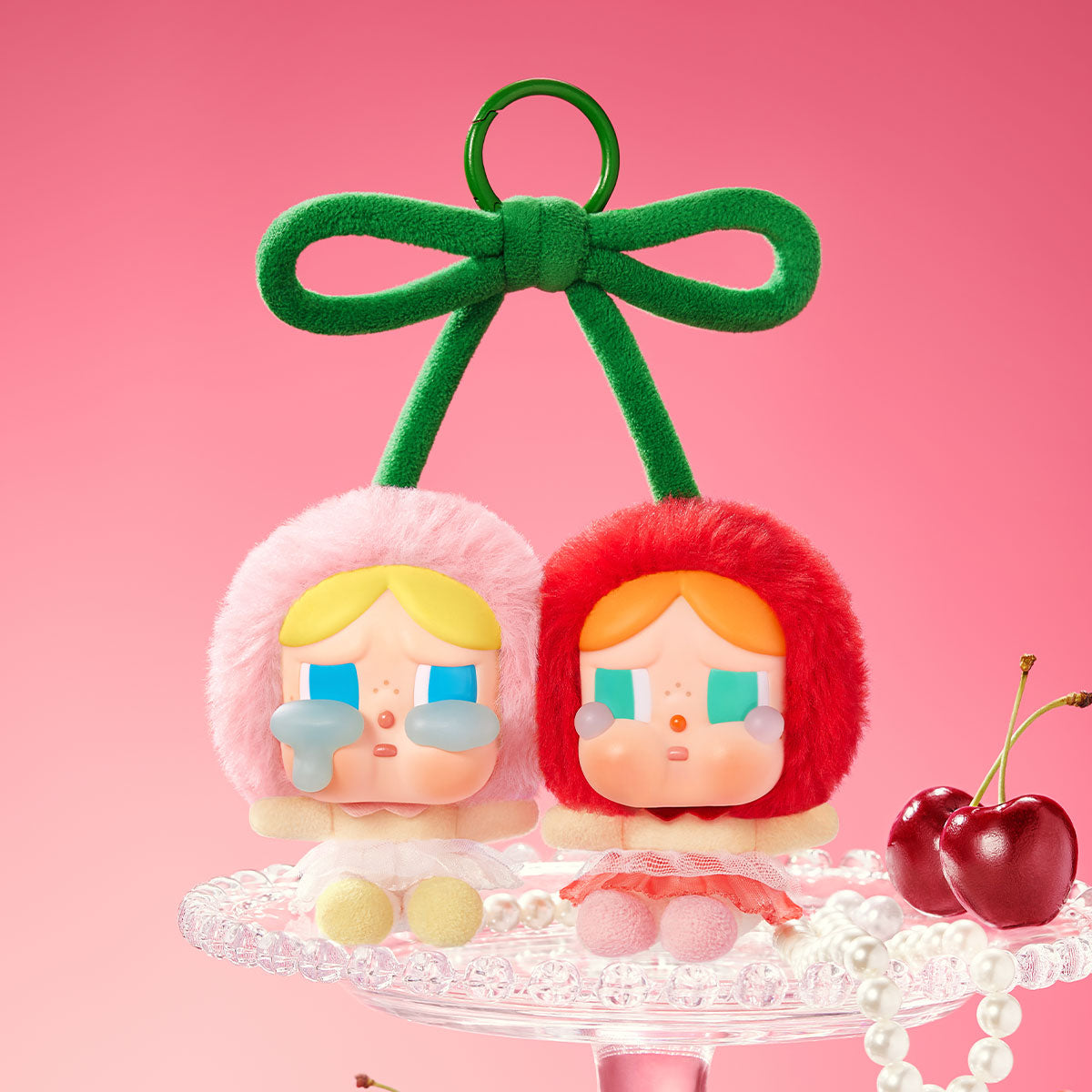 Pop Mart Peluche CRYBABY  –  Édition "Love You Cherry Much"